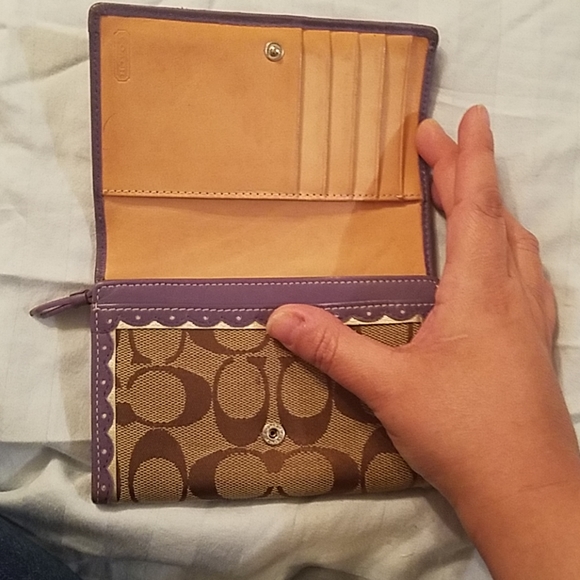 Coach purse and bifold - Picture 5 of 8